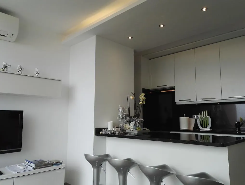 Ventur Balcony Apartment Canico